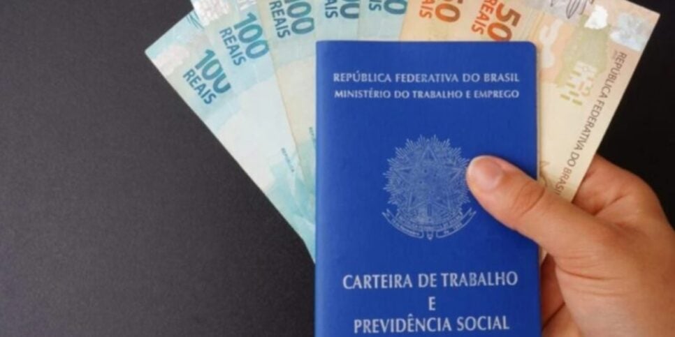 Salário mínimo de R$ 1.711,56 chega à lista de trabalhadores (Foto: Reprodução/ Internet)