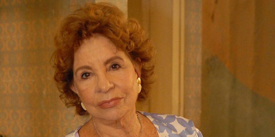 http://tvfoco.uai.com.br/wp-content/uploads/2015/05/Daniela-Mercury.jpg