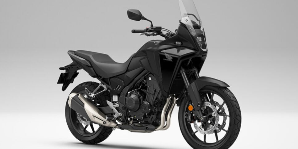 Honda NX 400 (Foto: Divulgação)