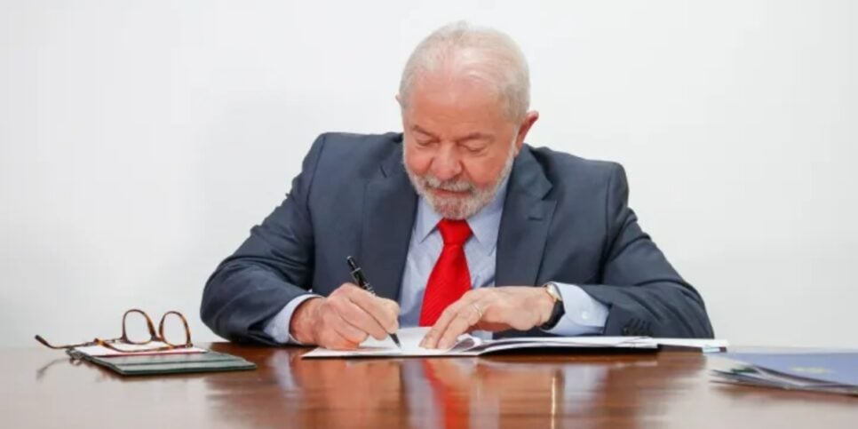 Lula sanciona Lei que traz novidades sobre a poupança e atinge a Caixa (Foto: Reprodução/ Internet)