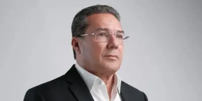 Negócio fechado: Vanderlei Luxemburgo ressurge e comemora novo contrato assinado com gigante