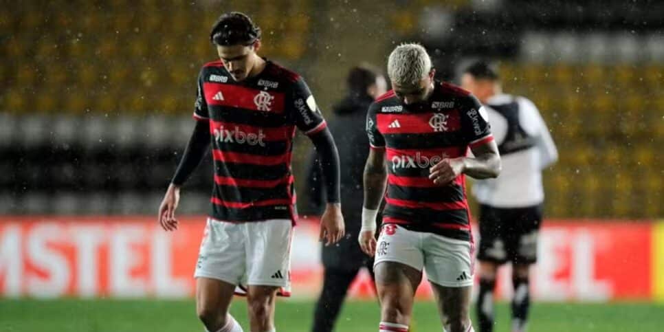 Flamengo perdeu para o Palestino e se complicou na Libertadores (Reprodução: Javier TORRES/AFP)