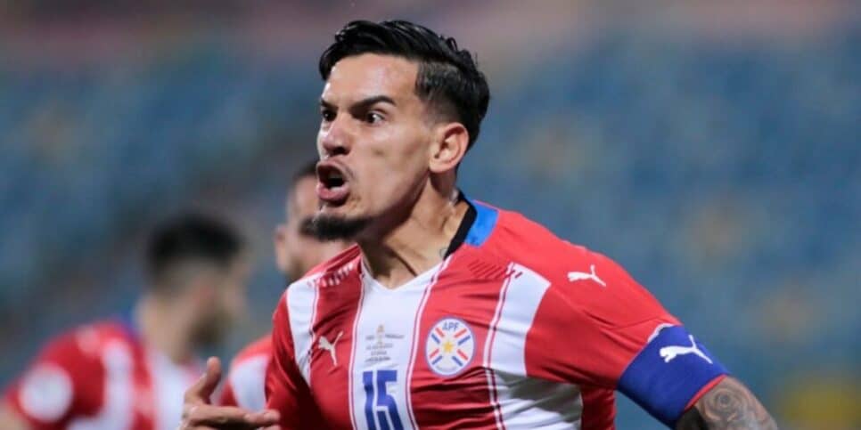 Gustavo Gómez é um dos principais nomes do Paraguai (Reprodução: Internet)