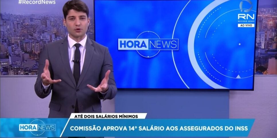 Hora News comentou sobre a aprovação de uma etapa do abono em 2021 (Reprodução: Record)