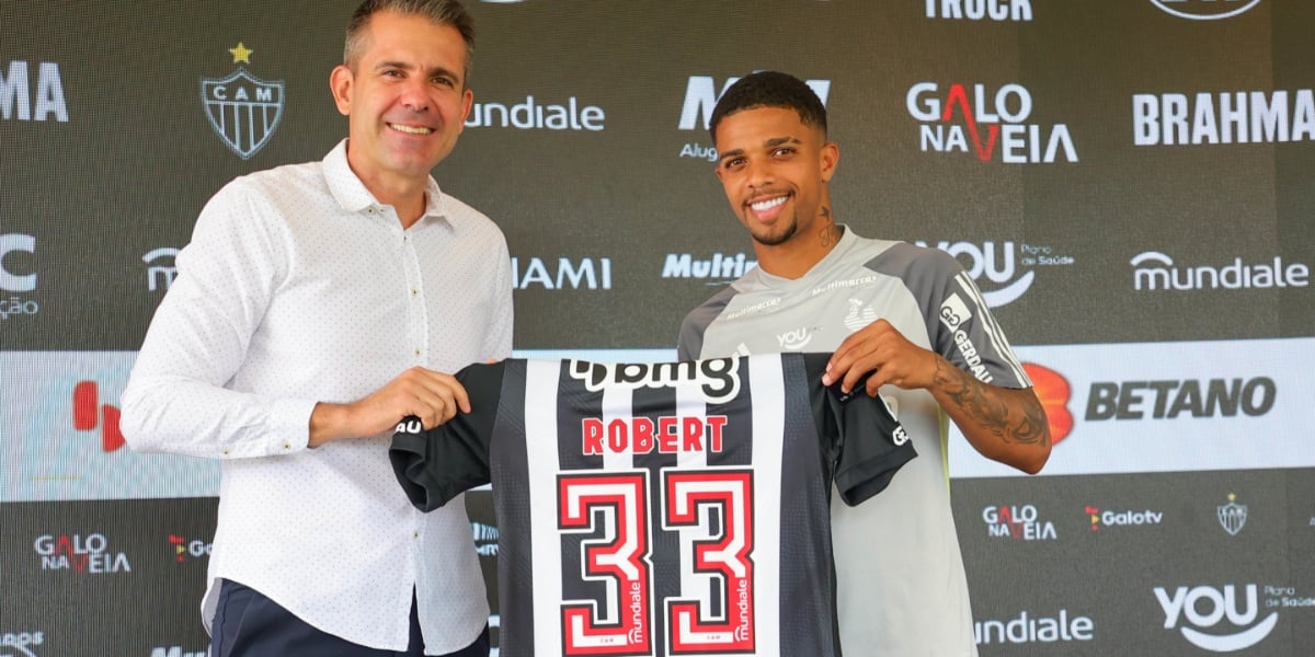 O meia-atacante Robert é anunciado no Atlético-MG - (Foto: Reprodução / GaloTV)