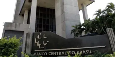 Comunicado: O anúncio do Banco Central com grande mudança e ‘fim’ dos cartões de crédito cai como bomba