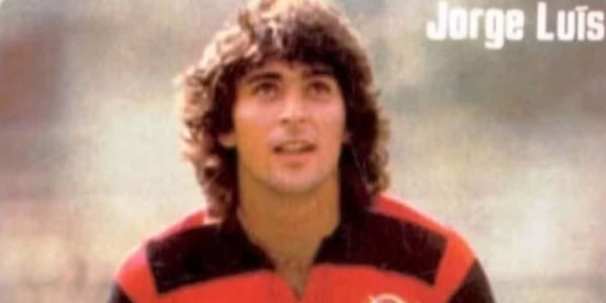 Luto no Flamengo - Foto Reprodução Internet (1) http://tvfoco.uai.com.br/wp-content/uploads/2015/05/Daniela-Mercury.jpg