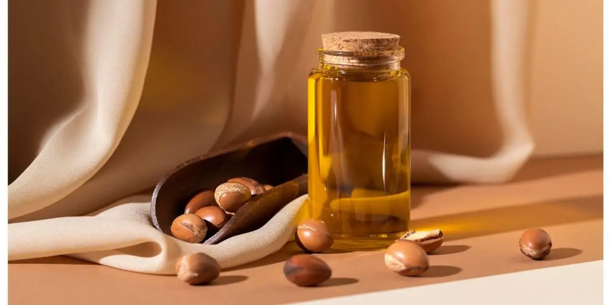 Óleo de argan (Foto: Reprodução / Canva) Óleo de argan (Foto: Reprodução / Canva)