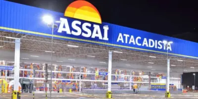 Não quer nem saber: Assaí solta PIX de R$ 5,2BI e engole 71 lojas de mercado rival para aniquilar Atacadão