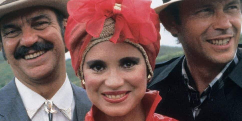 http://www.otvfoco.com.br/wp-content/uploads/2015/05/Daniela-Mercury.jpg