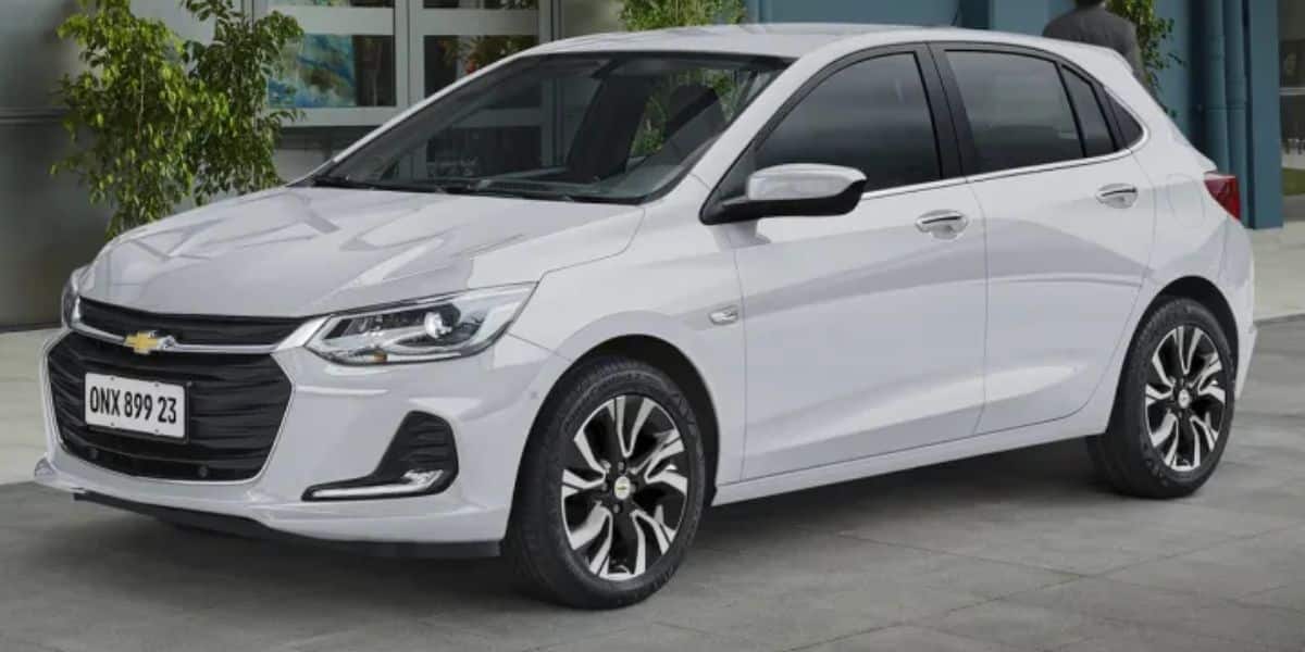 chevrolet onix http://www.otvfoco.com.br/wp-content/uploads/2015/05/Daniela-Mercury.jpg