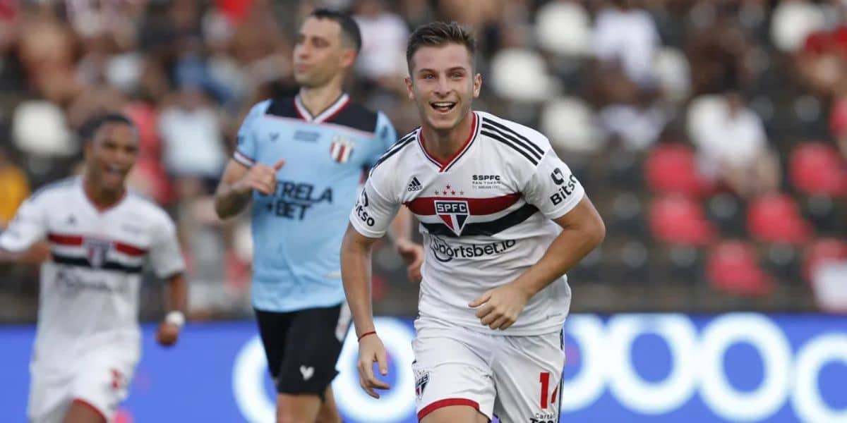 Galoppo está tendo poucas chances com Zubeldía (Reprodução: Rubens Chiri/saopaulofc.net)