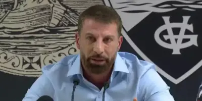 Para salvar o Vasco da série B: Pedrinho dá veredito sobre novo técnico e astro tem futuro definido
