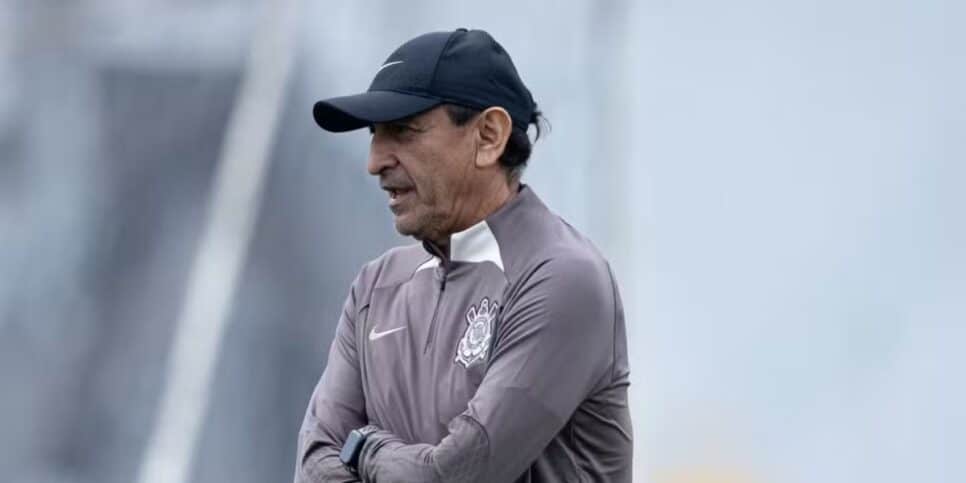 Ramón Díaz tenta tirar o time da parte debaixo da tabela (Reprodução: Rodrigo Coca/Ag. Corinthians)
