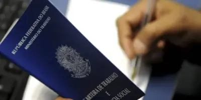 Mais de R$ 4.580 no bolso: 14º salário é confirmado para profissão mais popular em 2024