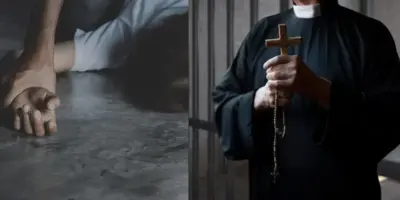 Escândalo: Padre acaba de ser preso por filmar sexo com adolescente, forçar aborto e enterrar feto