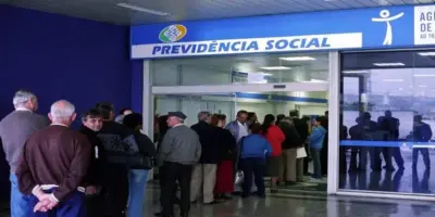 Lei trabalhista do INSS em vigor garante aposentadoria aos 55 anos a milhares de CLTs no Brasil