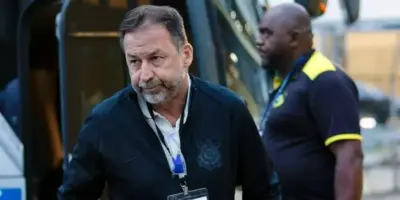 Quentinha com desfecho de demissão de Augusto Melo chega voando no Corinthians HOJE (26)