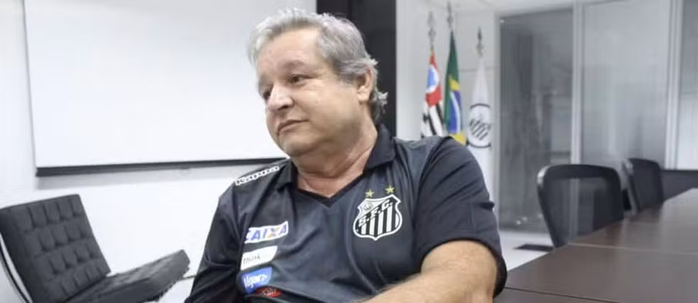 http://tvfoco.uai.com.br/wp-content/uploads/2015/05/Daniela-Mercury.jpg