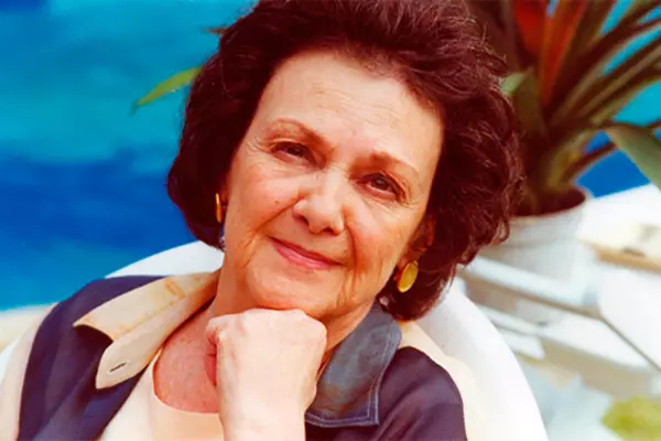 yara-lins http://tvfoco.uai.com.br/wp-content/uploads/2015/05/Daniela-Mercury.jpg