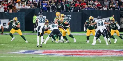 Sete em cada dez telespectadores que assistiram ao jogo da NFL na televisão sintonizaram a RedeTV!