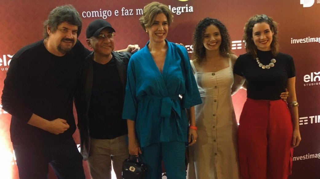 http://tvfoco.uai.com.br/wp-content/uploads/2015/05/Daniela-Mercury.jpg