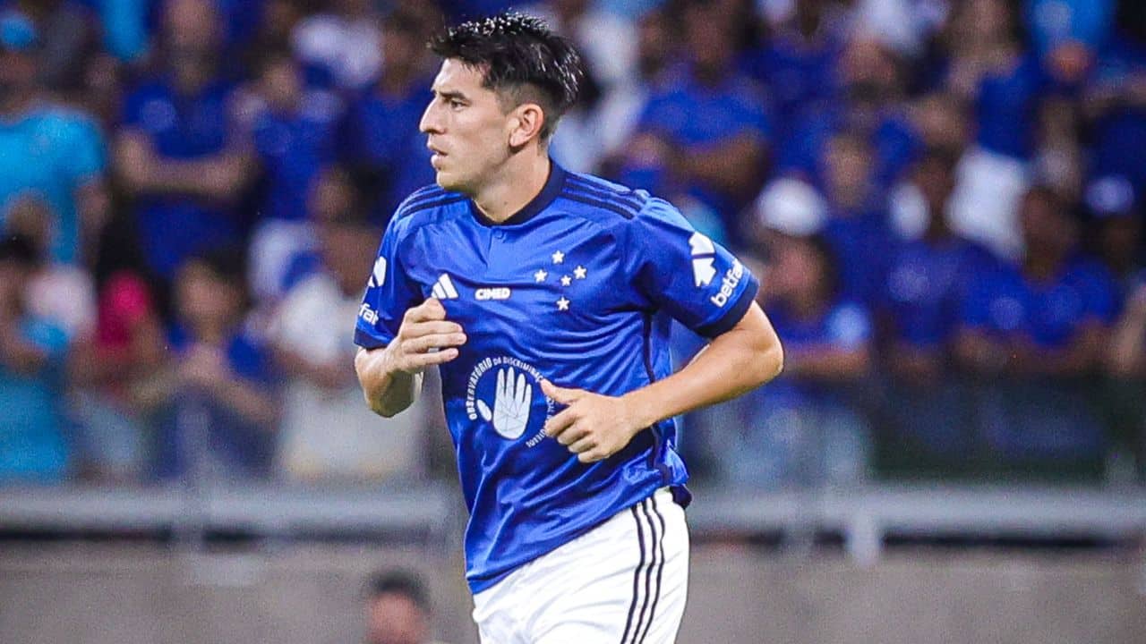 Lucas Villalba no Cruzeiro - Foto: Staff Images