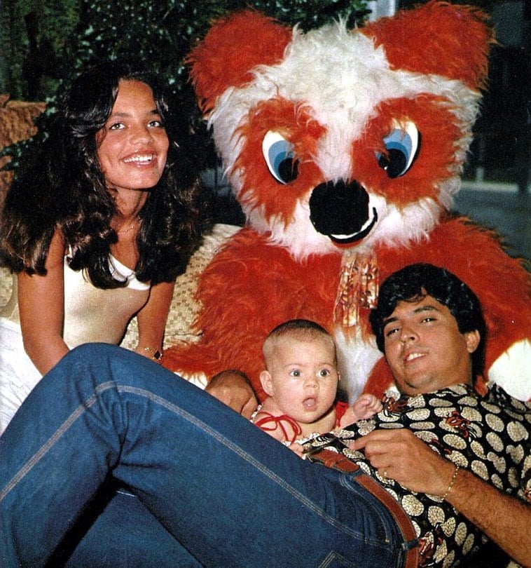 http://tvfoco.uai.com.br/wp-content/uploads/2015/05/Daniela-Mercury.jpg