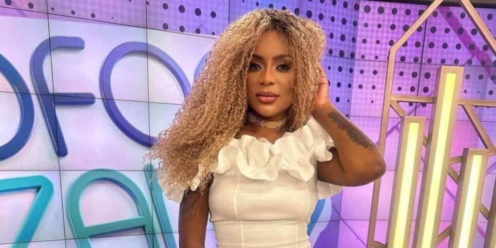 Cariúcha é uma das apresentadoras do Fofocalizando (Foto: Instagram)