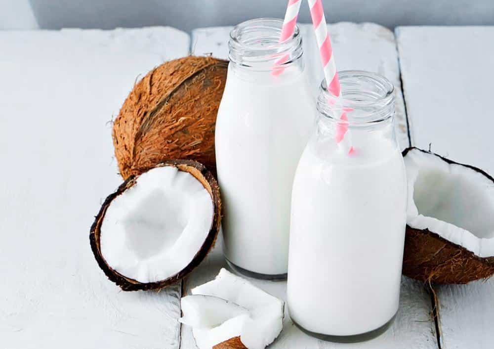 Suco de leite de coco ajuda na produção de colágeno (Foto Reprodução/Internet)