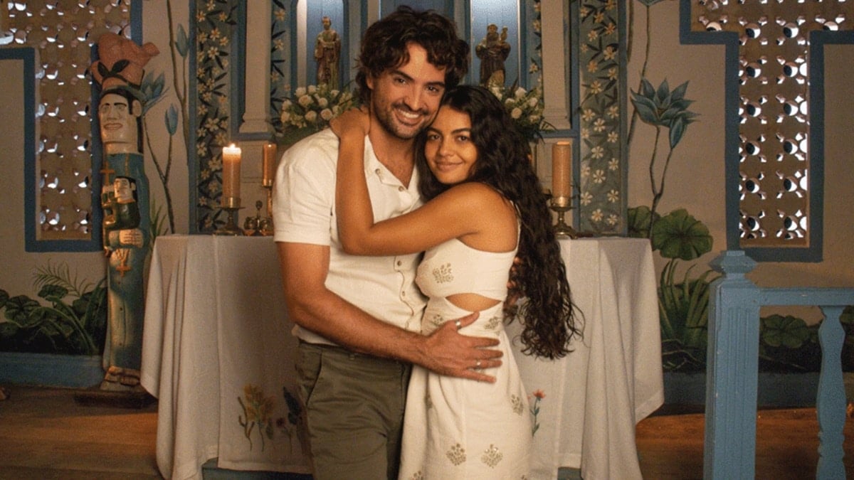 http://tvfoco.uai.com.br/wp-content/uploads/2015/05/Daniela-Mercury.jpg