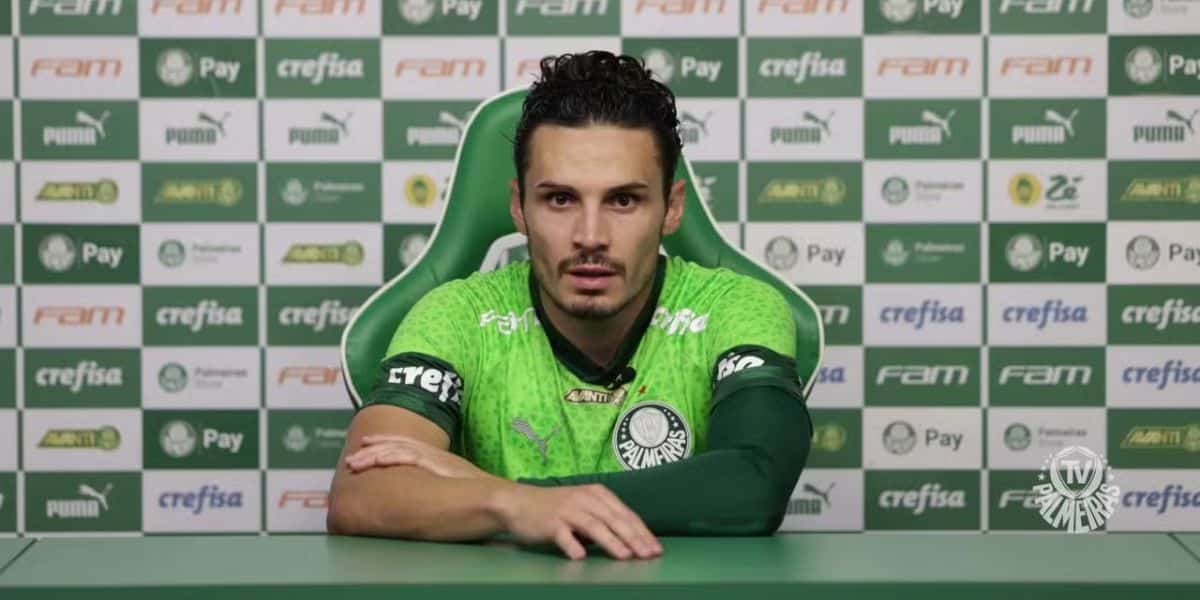 Veiga deve ganhar chances no lugar de Maurício (Reprodução: TV Palmeiras)