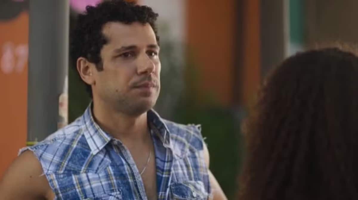 http://tvfoco.uai.com.br/wp-content/uploads/2015/05/Daniela-Mercury.jpg
