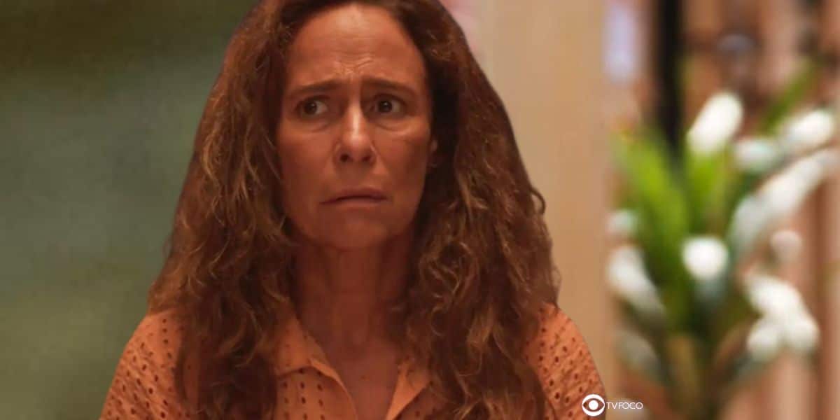 http://tvfoco.uai.com.br/wp-content/uploads/2015/05/Daniela-Mercury.jpg