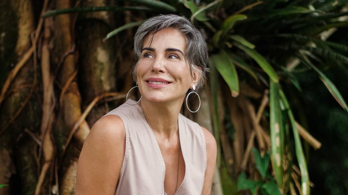http://tvfoco.uai.com.br/wp-content/uploads/2015/05/Daniela-Mercury.jpg