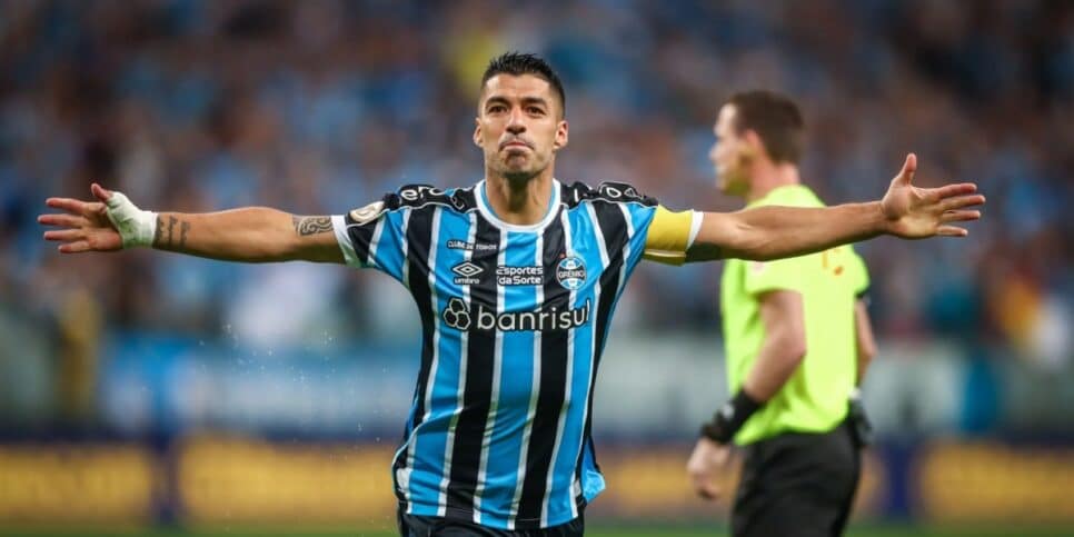 Suárez ressurge no Grêmio, após 11 meses e comunicado confirma - Foto: Internet