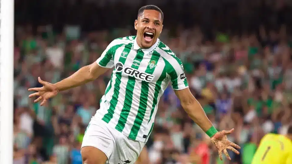 Vitor Roque no Real Betis (Foto: Divulgação)