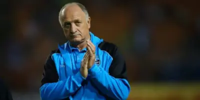 Rasteira no Grêmio: Time da Série A estoura os cofres pra assinar com Felipão em 2025