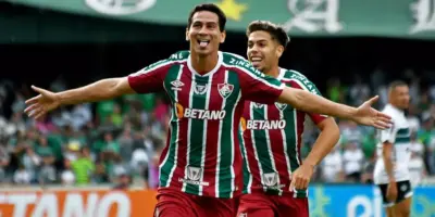O bom filho a casa torna: Ganso ressurge no Santos após 12 anos e comunicado confirma