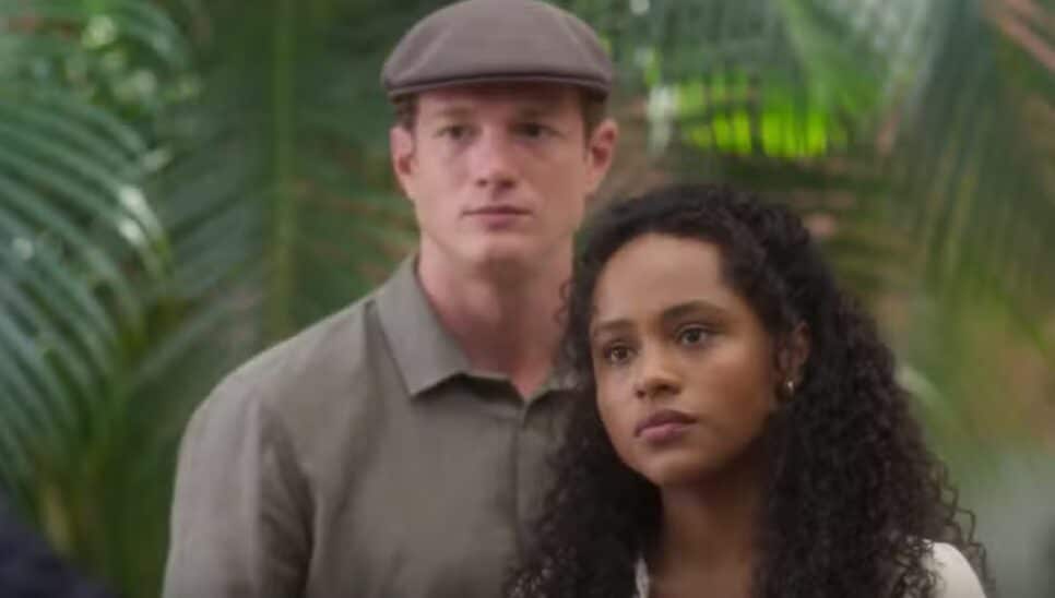 Beto e Beatriz vivem um romance complicado em Garota do Momento (Foto: Reprodução/ TV Globo)