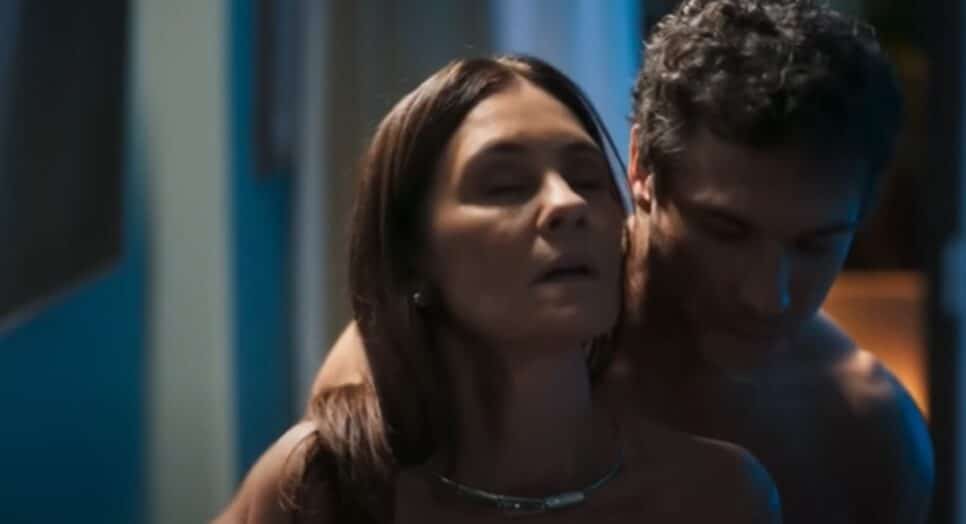 Mércia se rendeu aos encantos de Volney (Foto: Reprodução/ TV Globo) na trama da Globo