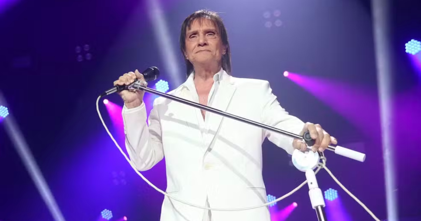 http://tvfoco.uai.com.br/wp-content/uploads/2015/05/Daniela-Mercury.jpg
