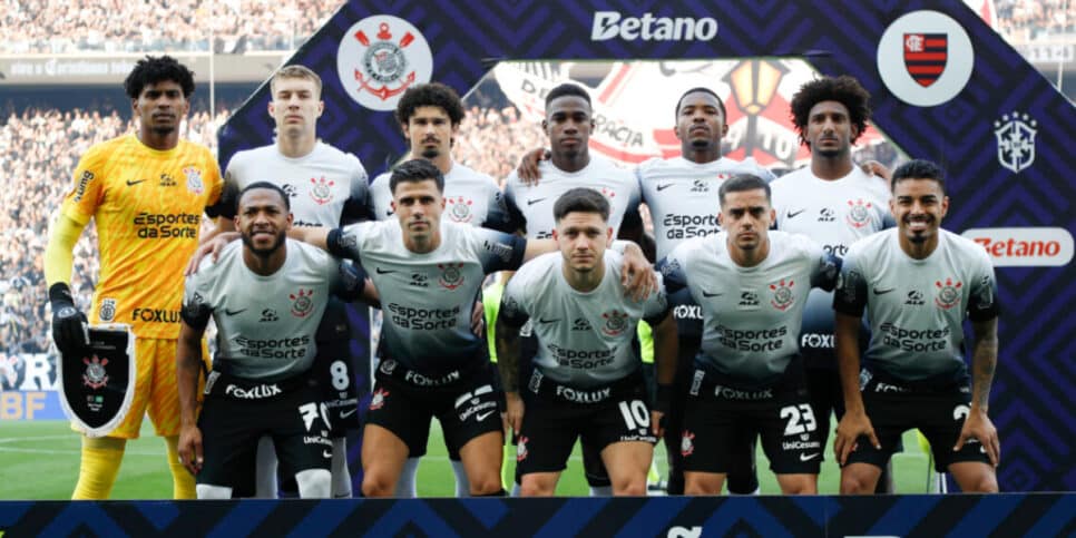 Craque do Corinthians confirma desfecho de permanência (Foto: Miguel Schincario/ Getty Images)