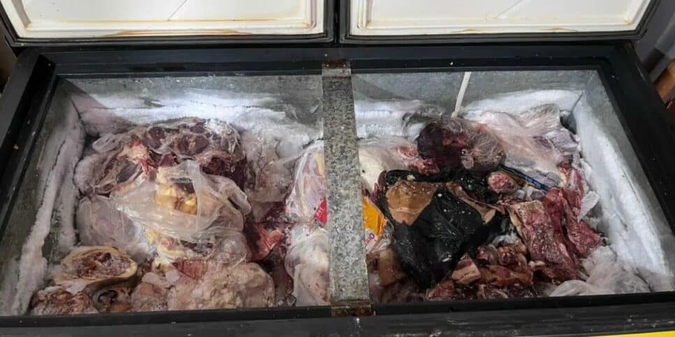 Mais de 700 kg de carne foram apreendidas pela Vigilância Sanitária (Foto Reprodução/Internet)
