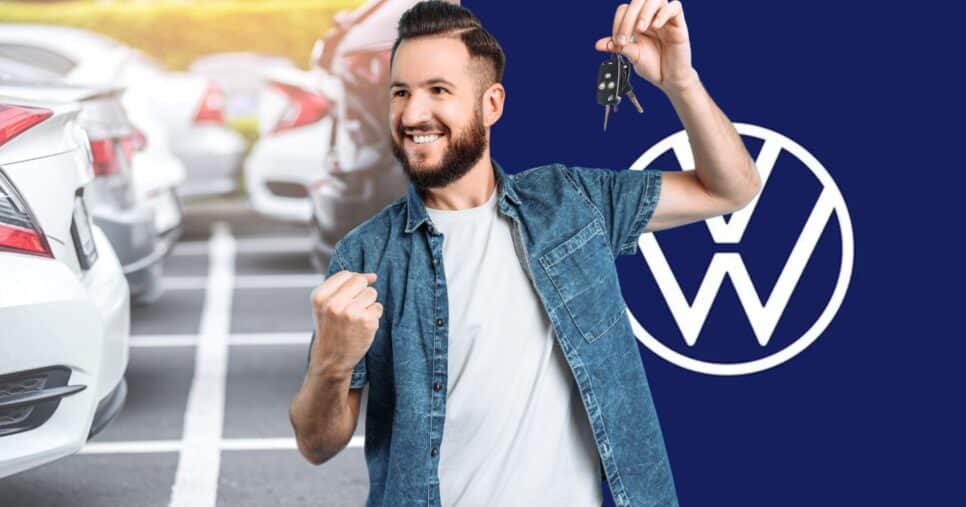 Ilustração carros, homem feliz e logo Volkswagen (Fotos: Reproduções/ Canva / Internet)