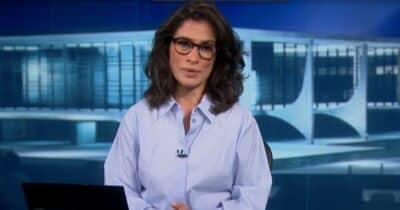 Renata Vasconcellos no Jornal Nacional (Foto: Reprodução/ Globo)