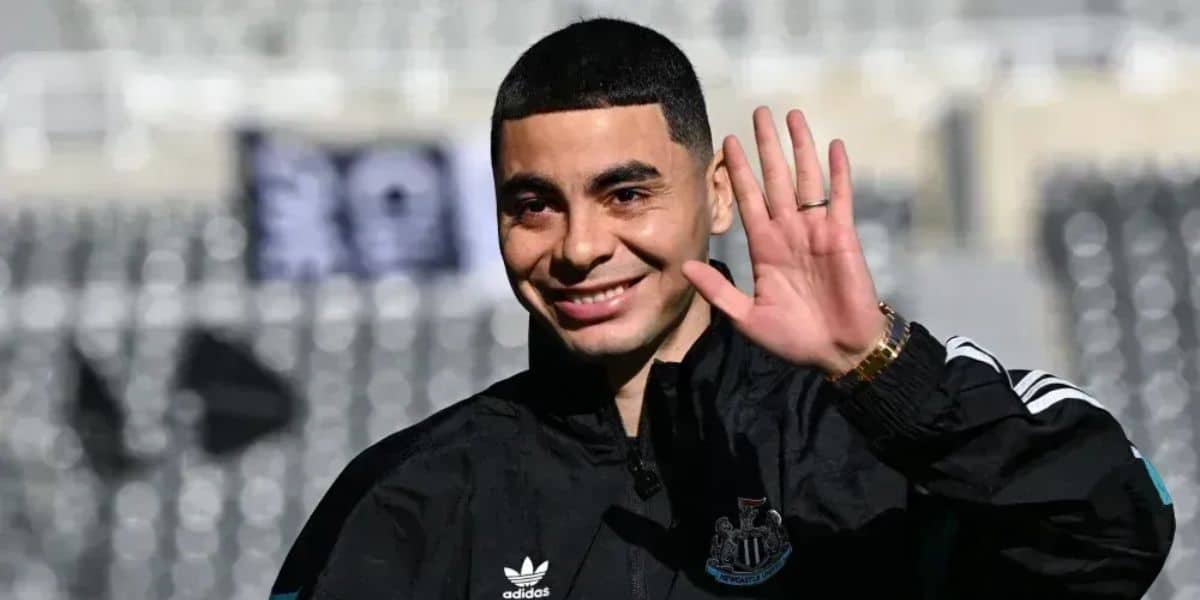 almirón Newcastle Almirón é o grandesonho do Botafogo (Reprodução: Newcastle/Divulgação)