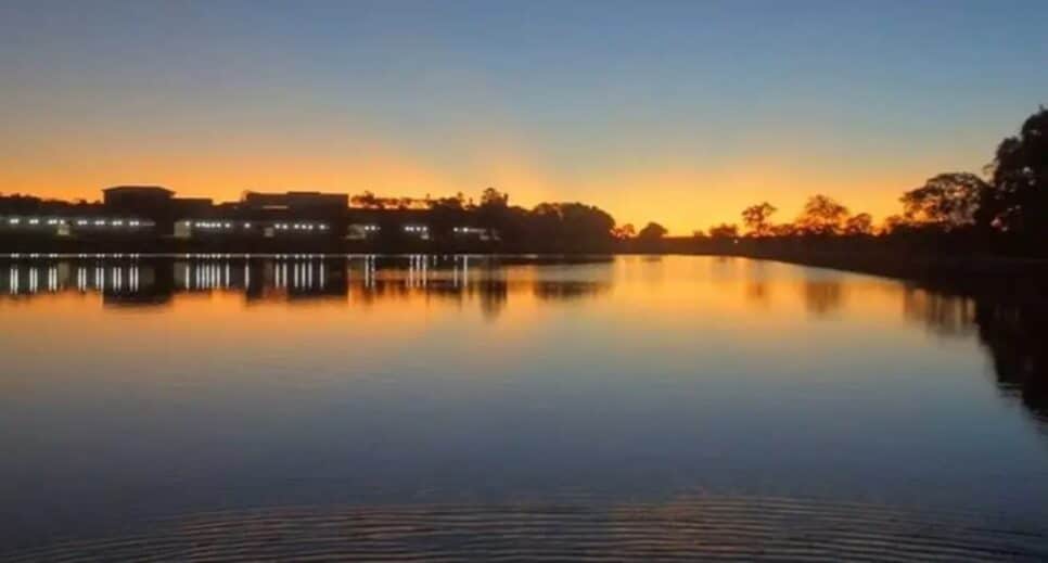 Lago gigantesco ds terras dos artistas (Foto: Reprodução/  Instagram)