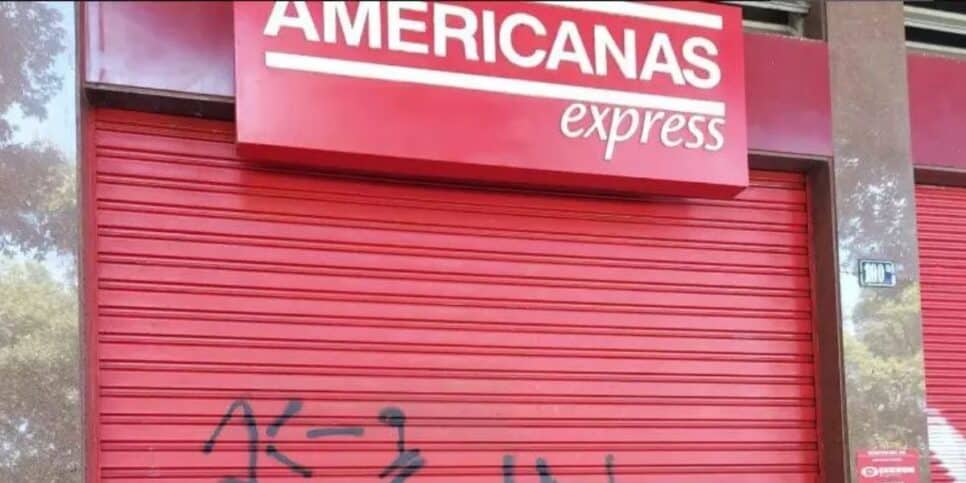 A loja Americanas Express, localizada na Rua da Glória, próxima ao Chafariz Histórico da Glória (Foto Reprodução/Instagram)