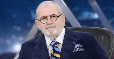 Carta psicografada de Jô Soares emociona (Foto: TV Globo)